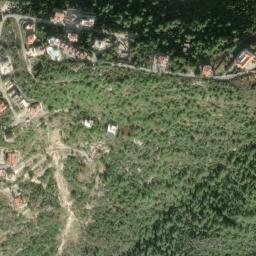 Satellite imagery of Chmîs el Mdâmît, LB