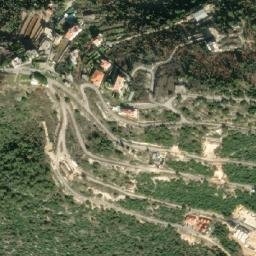 Satellite imagery of Chmîs el Mdâmît, LB