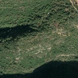 Satellite imagery of Chmîs el Mdâmît, LB