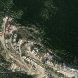Satellite imagery of Chmîs el Mdâmît, LB