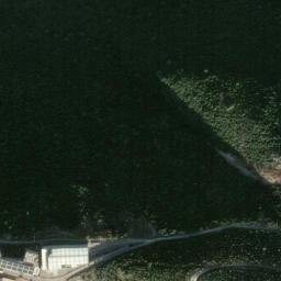 Satellite imagery of Chmîs el Mdâmît, LB
