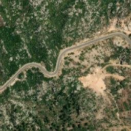 Satellite imagery of Chîr el Ahmar, LB