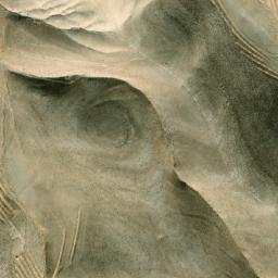 Satellite imagery of Z̧ahrāt Shu‘bat ash Shaqīf, SY