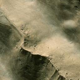 Satellite imagery of Z̧ahrāt Shu‘bat ash Shaqīf, SY