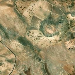 Satellite imagery of Qnazih er Rsif, LB