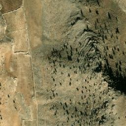 Satellite imagery of Chmîs Ouâdi el Harîq, LB