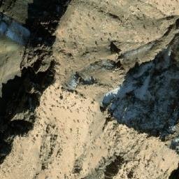 Satellite imagery of Tsapêraī Ghar, AF