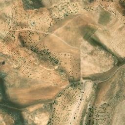 Satellite imagery of Chmîs el Hamra, LB