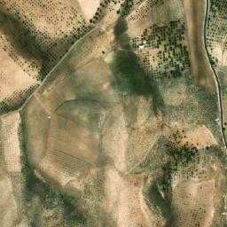 Satellite imagery of Chmîs el Hamra, LB