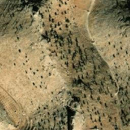 Satellite imagery of Chmîs Ouâdi el Harîq, LB