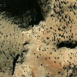 Satellite imagery of Chmîs Ouâdi el Harîq, LB