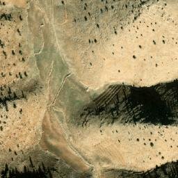 Satellite imagery of Chmîs Ouâdi el Harîq, LB