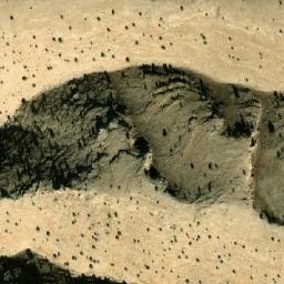 Satellite imagery of Râs Ouadi el Harîq, LB