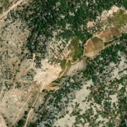 Satellite imagery of Chouâr Râs el Karm, LB