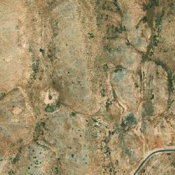 Satellite imagery of Chafaq Homsaïya, LB