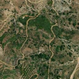 Satellite imagery of Chouâr el Qmâqem, LB