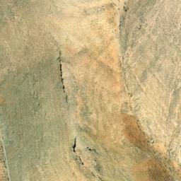 Satellite imagery of Şadr al Ḩişn, SY