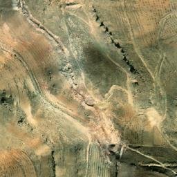 Satellite imagery of Şadr al Ḩişn, SY
