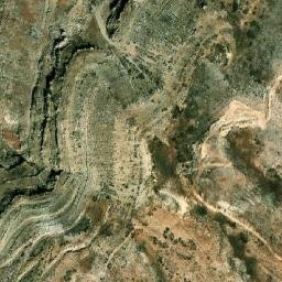Satellite imagery of Lzâq et Touârîaa, LB