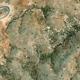 Satellite imagery of Moql el Ayâbi, LB