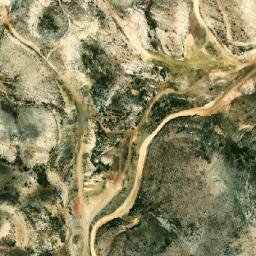 Satellite imagery of Bou Khachbé, LB