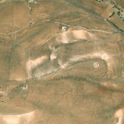 Satellite imagery of Ḑahrāt at Tūt, SY