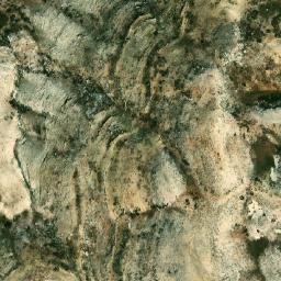 Satellite imagery of Bou Khachbé, LB