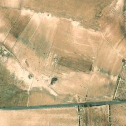 Satellite imagery of Ḑahrāt at Tūt, SY