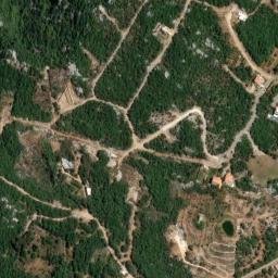 Satellite imagery of Chouâr ez Zghrîne, LB