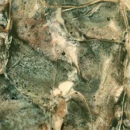 Satellite imagery of Bou Khachbé, LB