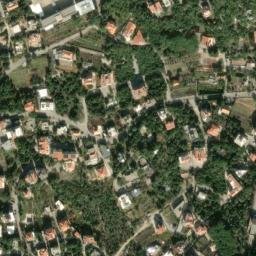 Satellite imagery of El Qrâqîf, LB