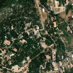 Satellite imagery of Dahr el Ftâh, LB