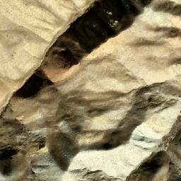 Satellite imagery of Tal-e Khakī, AF