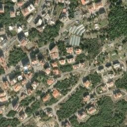 Satellite imagery of Snaoubar Bou Mâti, LB