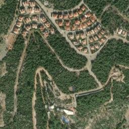 Satellite imagery of Snaoubar Bou Mâti, LB