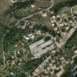 Satellite imagery of Chîr el Mfarrij, LB