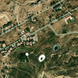 Satellite imagery of Chouâr ez Zaaroûr, LB