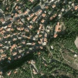 Satellite imagery of Dhoûr Tamrez, LB