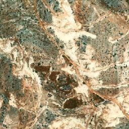Satellite imagery of El Khrâyeb, LB