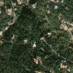 Satellite imagery of Dhoûr Tamrez, LB
