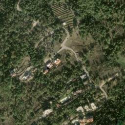 Satellite imagery of Chîr el Mfarrij, LB