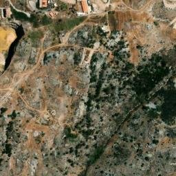 Satellite imagery of El Bnêblîyé, LB