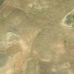Satellite imagery of Ḑuhūr Ḩaqlat az Za‘tar, SY