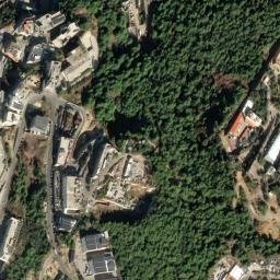 Satellite imagery of Al Khanzīrī, LB