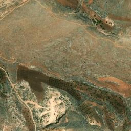 Satellite imagery of Karm Zeïnab, LB