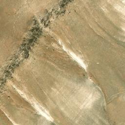 Satellite imagery of Şukhūr al Ḩişn, SY