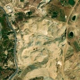 Satellite imagery of Es Sahlât, LB