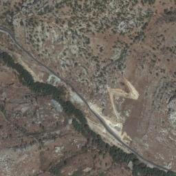 Satellite imagery of El Kneïssé, LB