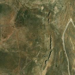 Satellite imagery of Qbour et Tourkmâne, LB