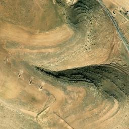 Satellite imagery of Z̧ahrāt az̧ Z̧abāyā, SY